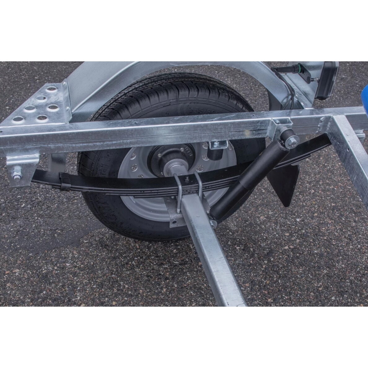 Valties Priekaba BX750-L su ratukais 4